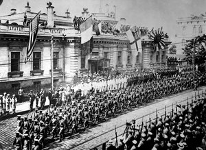 Soldati e marinai alleati a Vladivostok, Russia, settembre 1918 da Unbekannt