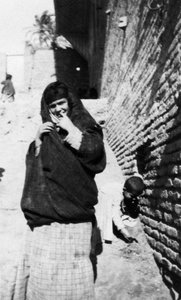 Donna araba, Iraq, 1917-1919 da Unbekannt