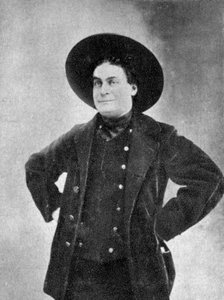 Aristide Bruant, cantante di cabaret francese, comico e proprietario di nightclub, 1901