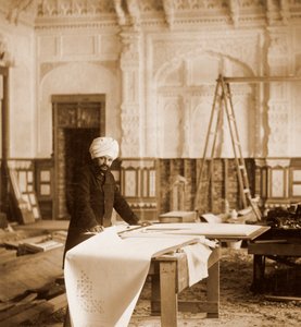 Bhai Ram Singh al lavoro nella stanza indiana, Osborne House, Isola di Wight da Unbekannt