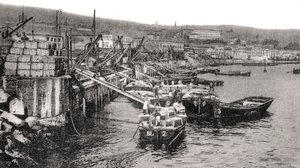 Barche sul fiume Malecon, Valparaíso, Cile, c. 1900 da Unbekannt