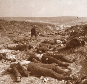 Corpi, Maurepas, Francia, c1914-c1918 da Unbekannt