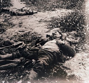 Corpi di soldati morti, c1914-c1918