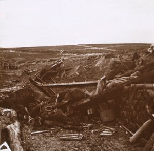 Batteria bombardata, Clery, Francia, c1914-c1918 da Unbekannt