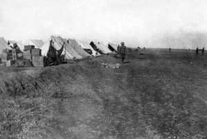 Campo britannico 15 RWR, vicino a Baghdad, 1918 da Unbekannt