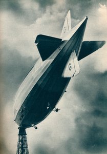Dirigibile rigido britannico R101 al suo albero di ormeggio a Cardington, Bedfordshire, c1929 c1937 da Unbekannt