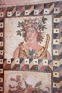 Busto della Primavera - Dettaglio del pannello delle Quattro Stagioni - Mosaici di Paphos, Casa di Dioniso - Fine del II secolo d.C. - Cipro da Unbekannt