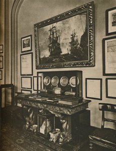 Gabinetto di reliquie di Nelson nella sala del comitato di Lloyds, c1935 da Unbekannt