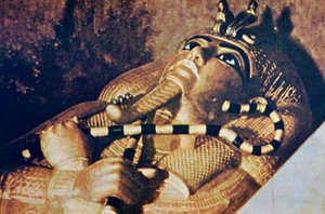 Coperchio del sarcofago di Tutankhamon, camera funeraria, tomba di Tutankhamon, Tebe, XVIII dinastia