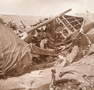 Aereo precipitato, Sainte-Marie-à-Py, Francia settentrionale, c1914-c1918
