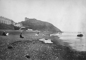 Criccieth - Vista della spiaggia e del castello, 1895
