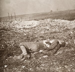 Soldato tedesco morto, Verdun, Francia settentrionale, c1914-c1918
