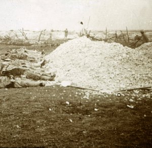 Cadaveri, Souain, Francia settentrionale, settembre 1915 da Unbekannt