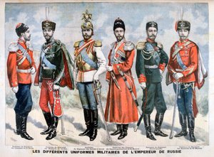Diverse uniformi militari russe dell
