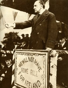Edward Carson che tiene un discorso, 1912, 1935 da Unbekannt
