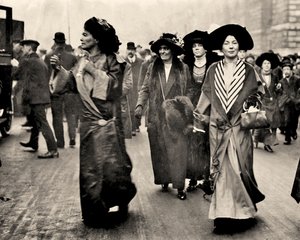 Emmeline Pethick Lawrence e Christabel Pankhurst, c.1908 da Unbekannt