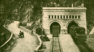 Ingresso del Tunnel del Sempione, lungo 12 miglia, che collega Svizzera e Italia, c1930 da Unbekannt
