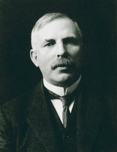 Ernest Rutherford, fisico atomico vincitore del premio Nobel