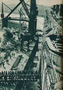 Bacino di allestimento del cantiere navale John Brown and Company a Clydebank, 1937 da Unbekannt