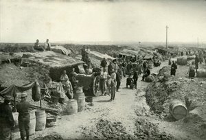 Cucine del servizio di campo francese dietro la linea del fuoco, 1919 da Unbekannt