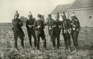 Ufficiali di stato maggiore francesi in consultazione, 1914, 1919 da Unbekannt