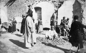 Mercato della frutta, Baghdad, Iraq, 1917-1919 da Unbekannt