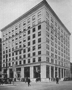 Vista generale di un edificio per uffici, 1924 da Unbekannt