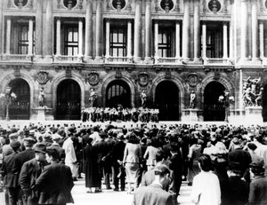 Banda militare tedesca che dà un concerto, Parigi occupata, 1940-1944 da Unbekannt