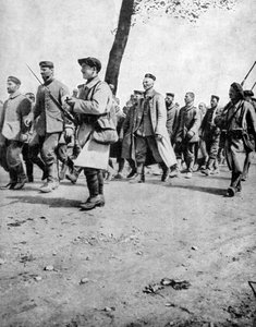 Prigionieri tedeschi dalla Seconda Battaglia di Artois, Francia, Prima Guerra Mondiale, 1915