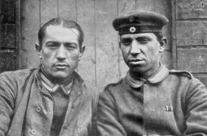 Prigionieri tedeschi catturati dalle forze canadesi, Vimy, Francia, Prima Guerra Mondiale, 1917 da Unbekannt