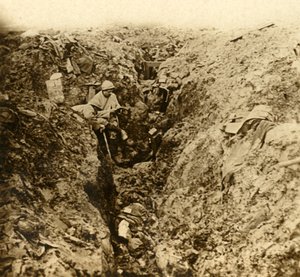 Trincee tedesche distrutte dai bombardamenti, Verdun, Francia settentrionale da Unbekannt