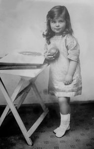 Granduchessa Kira Kirillovna di Russia, c1912 da Unbekannt