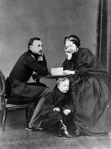 Il granduca Nicola Nikolaevich il vecchio di Russia con sua moglie e suo figlio, c1861-c1863 da Unbekannt