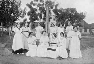 Gruppo di donne paraguaiane, Carapeguá, Paraguay, 1911