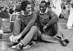 Helen Stephens e Jesse Owens, atleti americani, Olimpiadi di Berlino, 1936 da Unbekannt