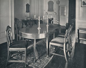 Mobili da sala da pranzo in mogano Hepplewhite da Unbekannt