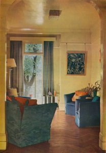 Interno della casa di Mrs Ewart Sofios, 25 Bark Place, Bayswater, Londra, 1932 da Unbekannt