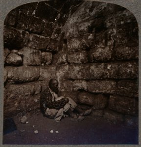 Interno della Tomba di Lazzaro, c1900