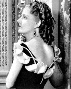 Irene Dunne, attrice e cantante cinematografica americana