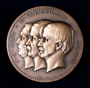 John Russell Hind, Hermann Goldschmidt e Robert Luther, astronomi, c1900 da Unbekannt