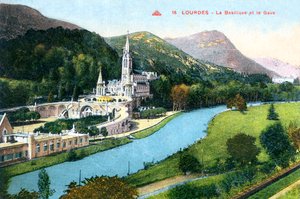 La basilica e il Gave, Lourdes, Francia, 1933