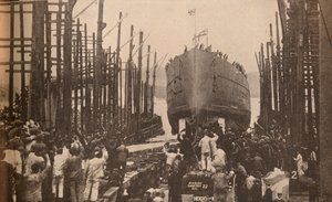 Varo della H.M.S. Lion in agosto, 1910, c1910, 1935 da Unbekannt