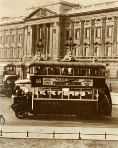 Il nuovo autobus per tutte le stagioni di Londra, 1927, 1935 da Unbekannt