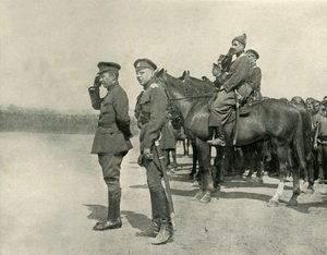 M. Kerensky che saluta le truppe da Unbekannt