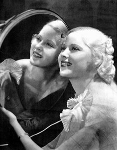 Mary Carlisle, attrice e cantante americana, 1934-1935