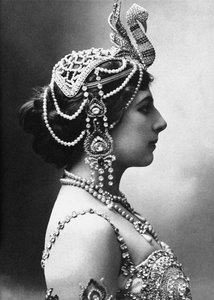 Mata Hari da Unbekannt