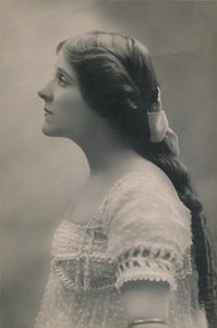 Miss Edna May, 1878-1948, c1930 da Unbekannt