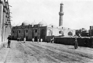 Moschea su River Street, Baghdad, Mesopotamia, Prima Guerra Mondiale, 1918 da Unbekannt