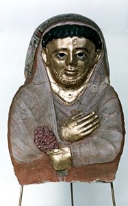 Maschera di mummia in stucco, dinastia tolemaica