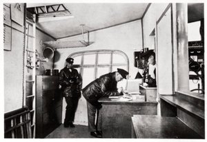 Sala di navigazione, Zeppelin LZ 127 Graf Zeppelin da Unbekannt